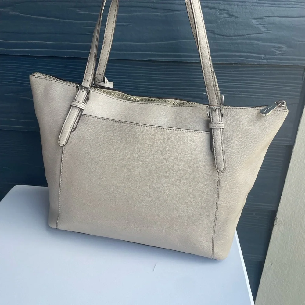 MICHAEL KORS Taupe Jet Set Saffiano Leather Tote Shoulder Bag Voyager